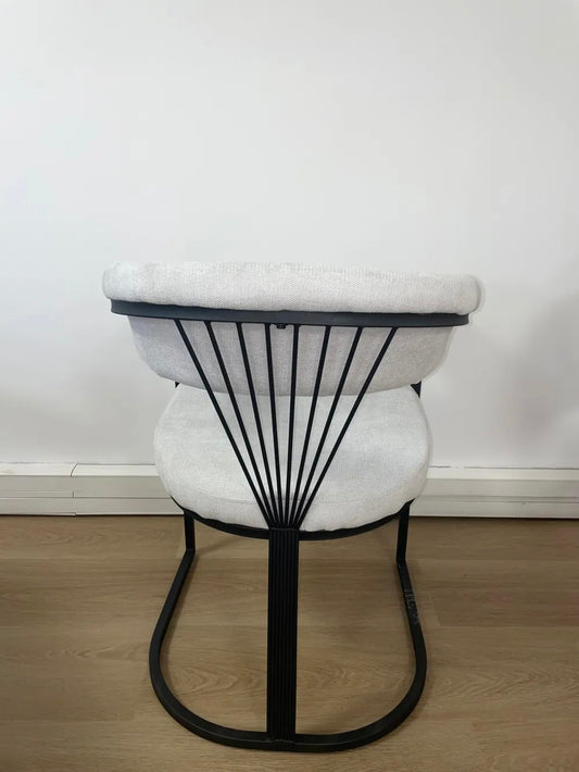 CHAISE AVEC ACCOUDOIR BRITTANY METAL NOIR SERGE GRIS