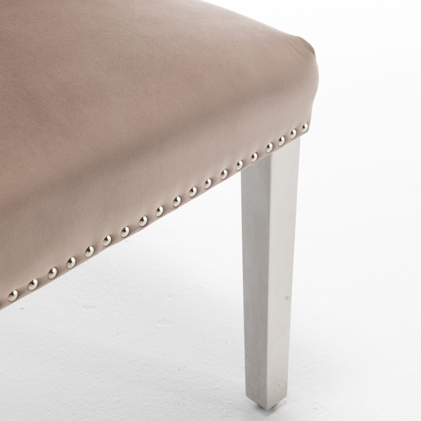 Lot de 2 chaises LION matelassée et cloutée chrome velours