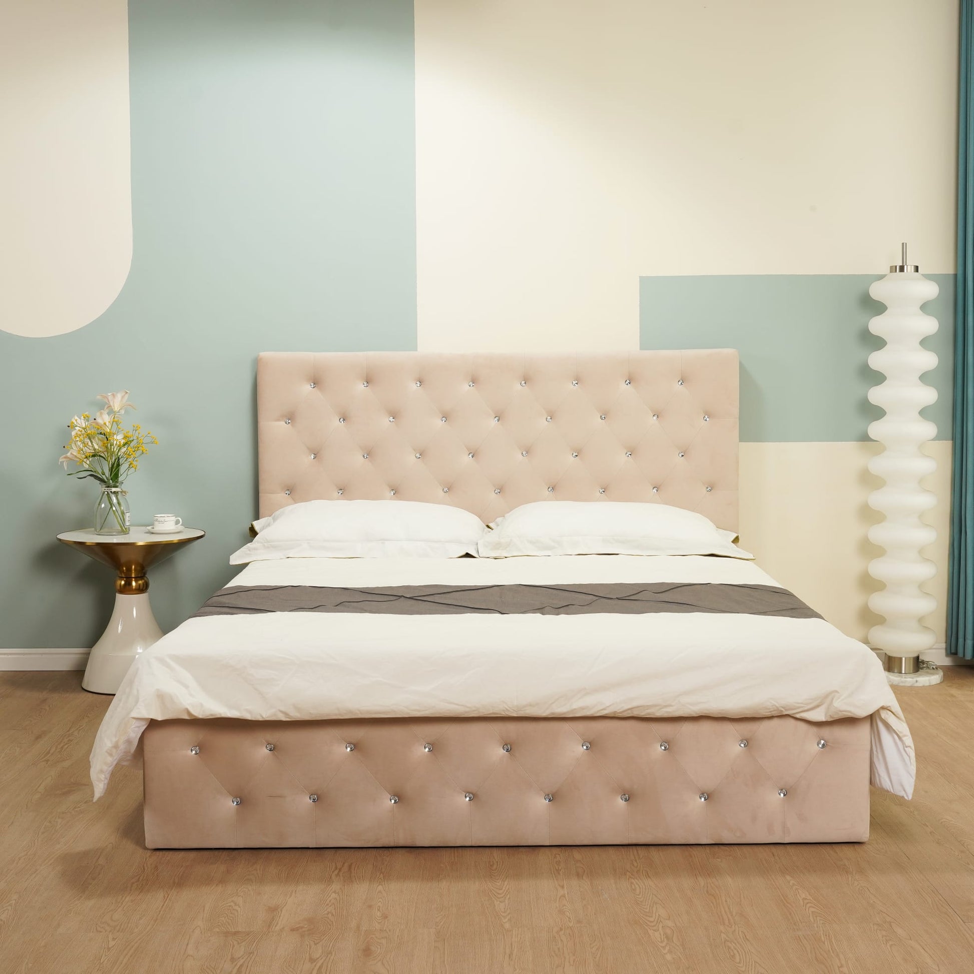 LIT COFFRE VICTORIA CAPITONNE AVEC DIAMANT VELOURS BEIGE 140X190 CM