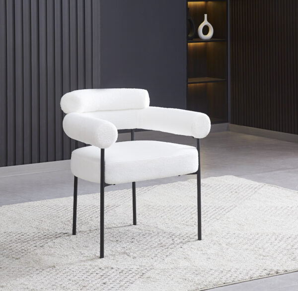 CHAISE AVEC ACCOUDOIR BULLE PIED METAL NOIR DOUDOU BLANC